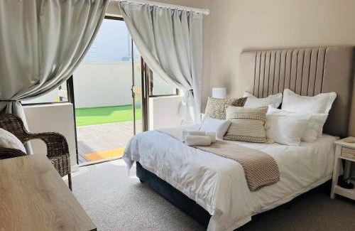 George Casa | 73-on-Trafford in Kingswood Golf Estate
