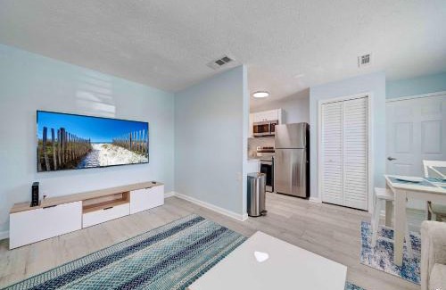 Gulf Lagoon Beach Casa | 7308 Sunset A by Nautical Properties Vacation Rentals
