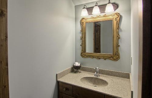 Boyne Falls Casa | 7317 Creekside Condo