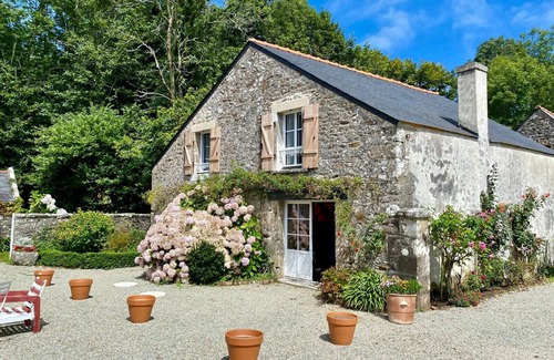 Audierne Chalet De Esquí | 732-The stables of the Menez-Bihan manor house