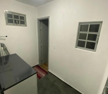 Campinas Casa | 739 Casa 1 · Casa1 - 2 dorm, otima local ,Wi-Fi,Note,Gar, pet