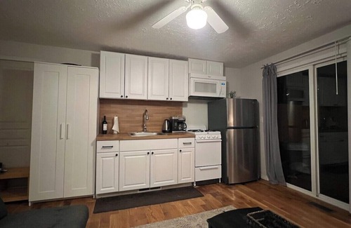 Kirkland Casa | 7406A - Loft 1 Bed · Convenient & Cozy Kirkland Apartment