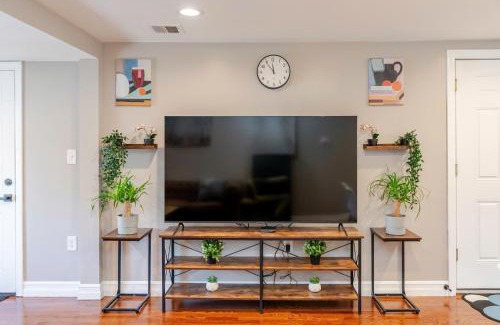 Quincy Apartamento | 74R - 2BR Quincy - Romantic Stay near Wollaston Beach