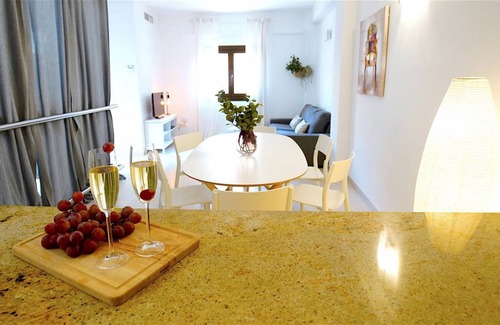 La Llotja-Born Apartamento | 75 m² Apartamento ∙ 3 habitaciones ∙ 6 huéspedes