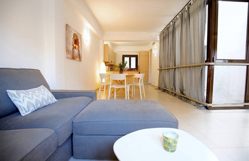 La Llotja-Born Apartamento | 75 m² Apartamento ∙ 3 habitaciones ∙ 6 huéspedes