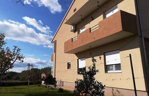 Bibinje Apartamento | 75 m² Apartamento ∙ 2 habitaciones ∙ 4 huéspedes