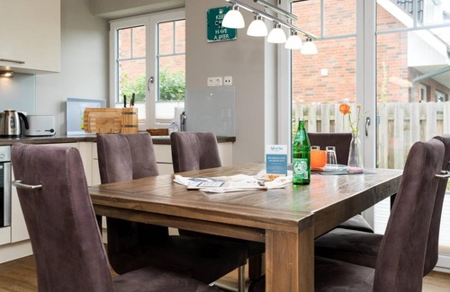 Westerland Apartamento | 75 m² Apartamento ∙ 2 habitaciones ∙ 4 huéspedes