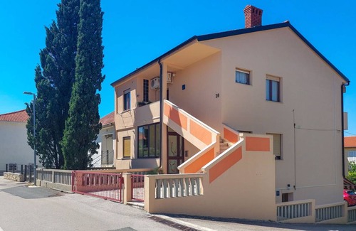 Punat Apartamento | 75 m² Apartamento ∙ 2 habitaciones ∙ 6 huéspedes