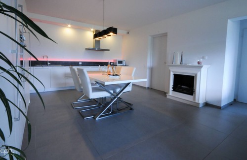 Poisy Apartamento | Apartamento de 75 m2 con 2 dormitorios y vistas a la montaña.
