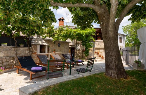 Buzet Casa | 75 m² Casa ∙ 2 habitaciones ∙ 4 personas
