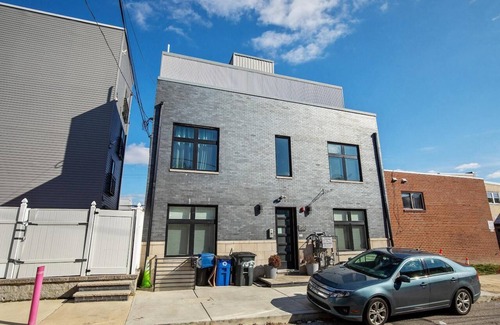 Fairmount Apartamento | 755 Capitol - A Exquisite 3 Bedroom Home in Fairmount