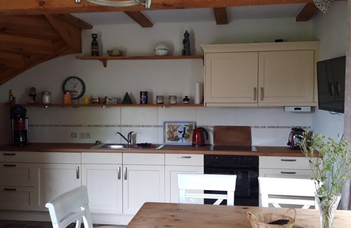 Bugewitz Apartamento | 75qm große Ferienwohnung am Naturschutzgebiet, 15 PKW Min zum Strand - Stettiner Haff