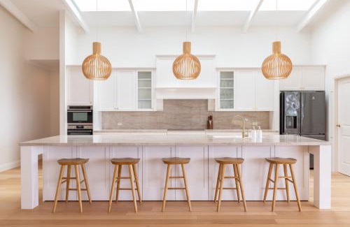 Red Head Casa | 76 Red Head Rd