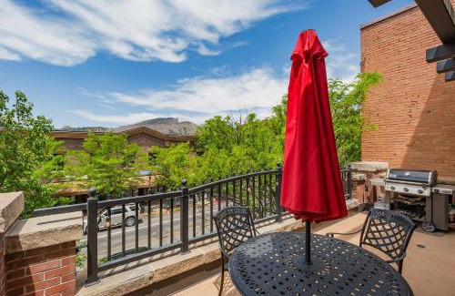 Historic Downtown Durango Casa | 766 Main Avenue Unit 202