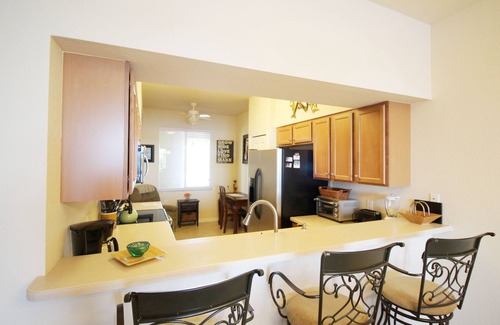 Braden River Condominio | 7803-205 Gorgeous lake and golf view condo