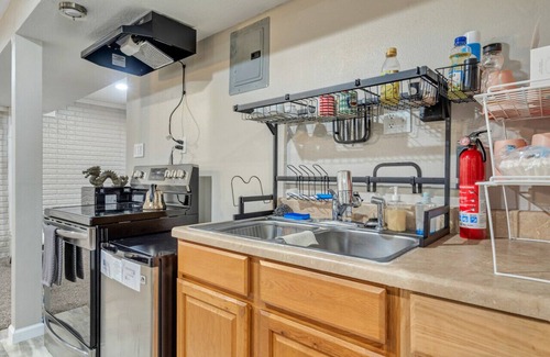 Brookline Station Condominio | 7809 Hunters Moon Ln · Moon River Smart-Suite, near Interstate 44/airport
