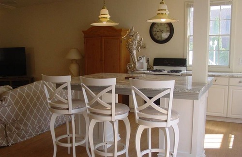 Townsend's Inlet Casa | 7904 Central Avenue West