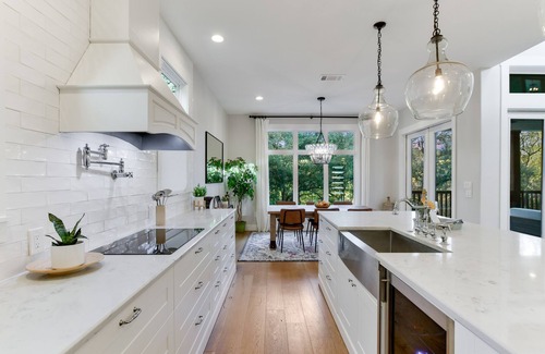 Manchaca Casa | Luxury 7BR Creekside Retreat w/ Pool, Spa, Game Room, Views - South Austin