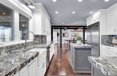 Macon Casa | 7BR Lakefront Haven Pool Hot Tub Gated 4acres
