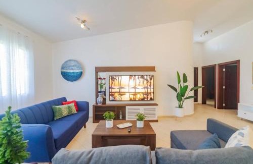 Sosua Apartamento | 7br Massive Villa In Sosa - 2mins From Nightlife