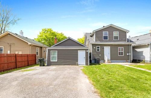 New Albany Casa | 7Mi Louisville Pet-Friendly Home