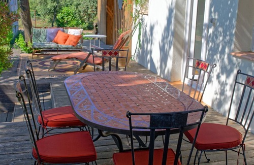 Saint-Siffret Casa | 7min from Uzès, 4pers. 60m2 / 3000m2/ swimming pool. Closed parking lot.