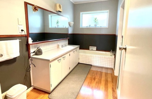 Springfield Casa | 7mins to the supermarket, tidy&lovely home like yours in Springfield
