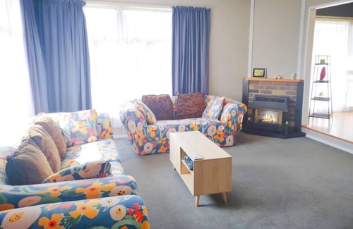 Springfield Casa | 7mins to the supermarket, tidy&lovely home like yours in Springfield