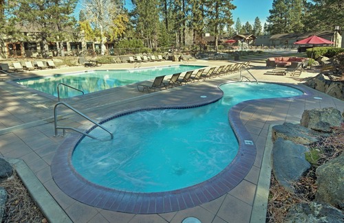 Bend Apartamento | 7th Mtn Resort "Hotel Suite" 2 -Queen Bds