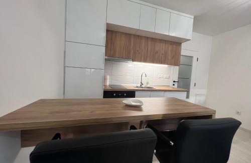 Doboj Apartamento | 7th Sky