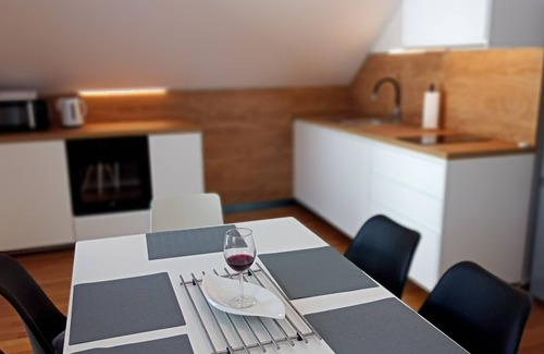 Visoko Apartamento | 7thmill Apartments