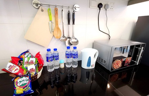 Bandar Puchong Jaya Condominio | 8-9pax / 5 minutos a pie IOIMall / Puchong / 15 minutos en coche de Sunway / 中文 房东
