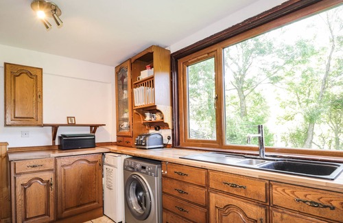Thurso Cabaña | 8 ACHNABAT, family friendly, character holiday cottage in Bettyhill