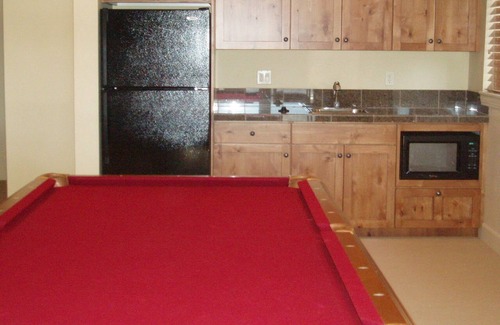 Eden Casa | Casa de campo de lujo. Ping Pong / Pool / Hot tub = Amenity Rich. ¡¡¡Esta nevando!!!