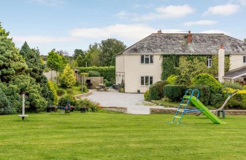 Woolfardisworthy Casa | 8 Bed in Clovelly 85428