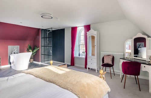 Aberdeen Cabaña | 8 bedroom accommodation in Newmachar, near Aberdeen
