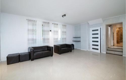 Szemud Casa | 8 Bedroom Awesome Home In Kamien