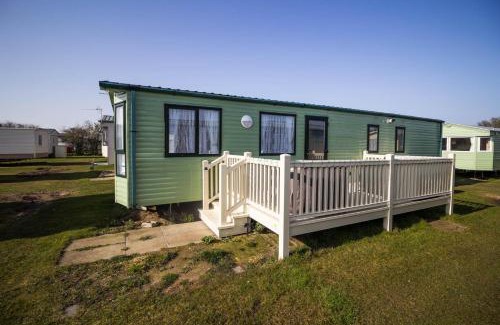 Louth Otro | 8 Berth Caravan With Wifi At Sunnydale Park In Skegness Ref 35220Kc