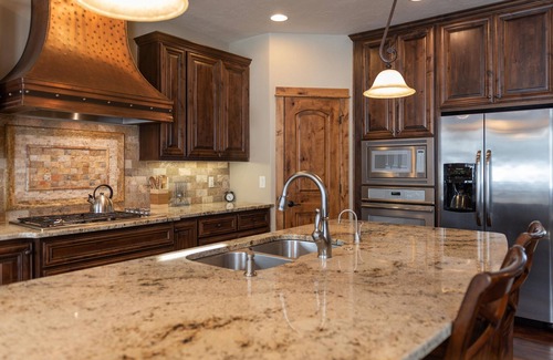 Sunriver Cabina | 8 Caldera Cabina: 3 BR / 4 BA cabina en Bend, para 8 personas