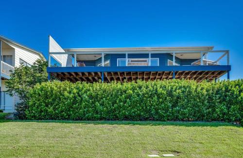 Encounter Bay Casa | 8 Davies St Encounter Bay - No Linen Included - Wi-Fi - Sea Views