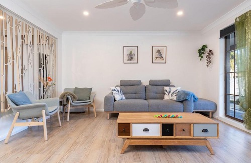 Forster Casa | 8 Elizabeth Parade