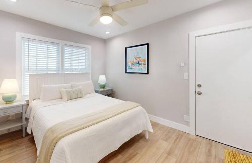 Madeira Beach Casa | 8 - Island Paradise Cottages - Tropic Sun