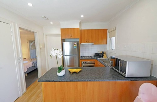Box Hill Casa | 8 John St Box Hill U3 Hidden Gem 1 BRM Garage Wifi