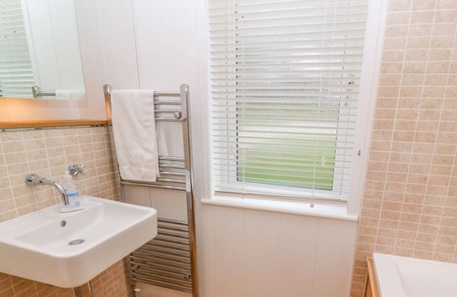 Looe Casa | 8 Lake View