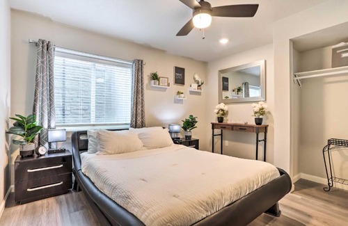 Commerce City Casa | 8 Mi to Barr Lake Cozy Commerce City Home!