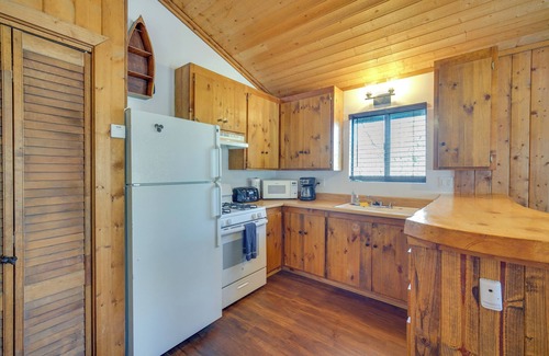 Sugarloaf Cabaña | 8 Mi to Big Bear Lake: Cozy Cabin w/ Trail Access