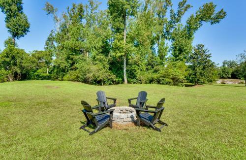Seneca Casa | 8 Mi to Clemson Peaceful Family Home with Yard