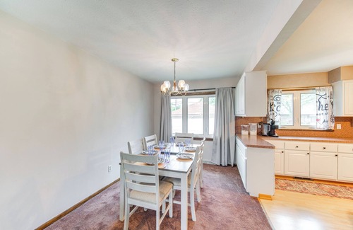 Brooklyn Casa | 8 Mi to Cleveland: Family Home w/ Fenced Backyard!