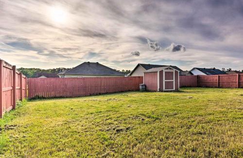 Little Rock Casa | 8 Mi to Downtown Little Rock Home with Fenced Yard