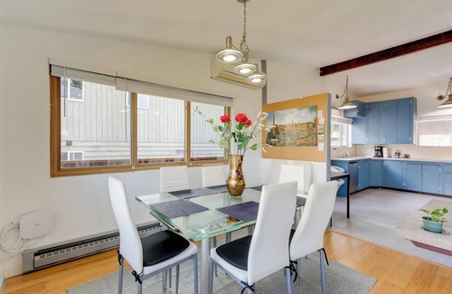Highland Park Casa | 8 Mi to Downtown Seatlle: Pet-Friendly Home